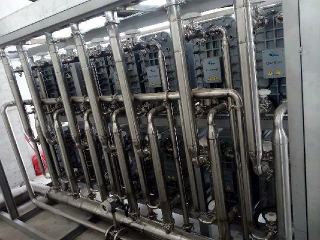 高純水設(shè)備，電子級(jí)純水設(shè)備，去離子水設(shè)備，電子級(jí)高純水設(shè)備，工業(yè)超純水設(shè)備